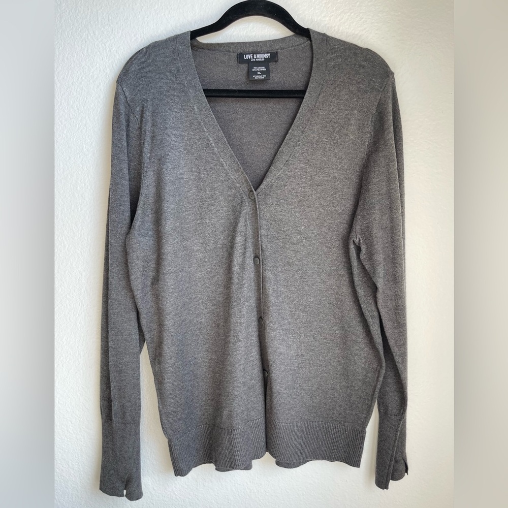 Classic Gray V-Neck Button Cardigan‎
